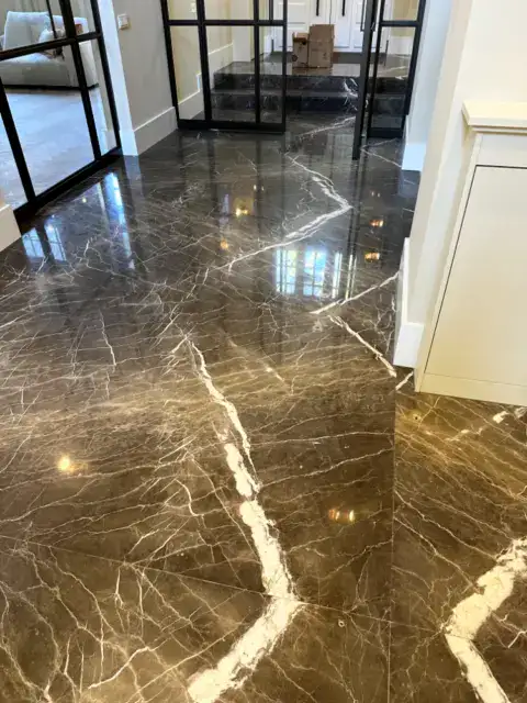 vloer en plinten kitten door kitbedrijf kerkoerle kit techniek eindhoven